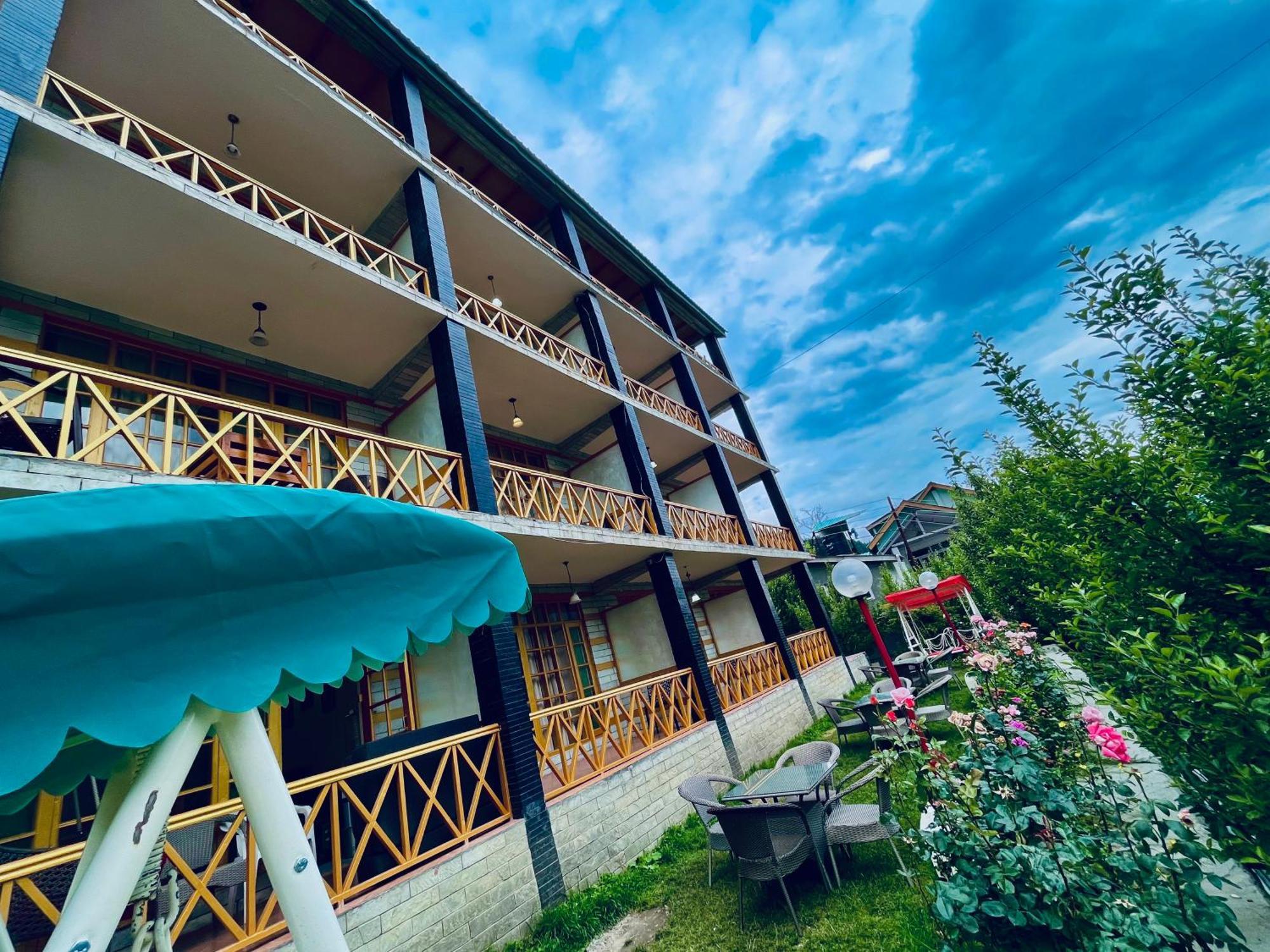 The Kempty Osasis - A Boutique Resort With Scenic Mountain View In 穆索里 外观 照片